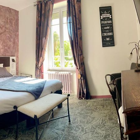 Hotel Gambetta Lons-le-Saunier Dış mekan fotoğraf