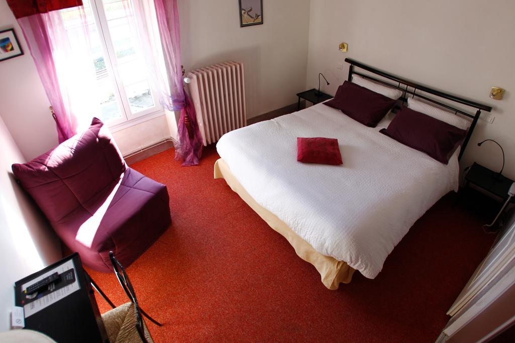 Hotel Gambetta Lons-le-Saunier Dış mekan fotoğraf